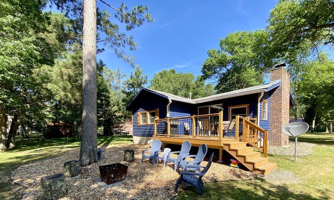 Crosslake House | Cute, Cozy Original Cabin Character with Modern Amenities
