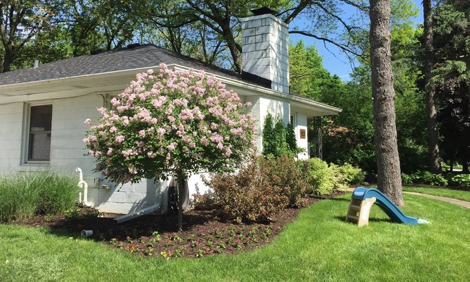 Wauwatosa House | Cute house for DNC!!