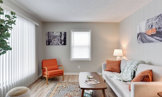 Benson House | Cutie on Charles
