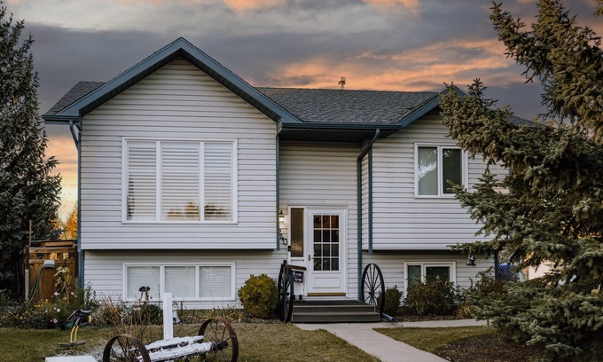Olds House | Cypress-3BR|Hottub|PetFriendly