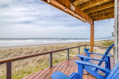 Rockaway Beach House | D & D Ocean Retreat - Meredith Lodging