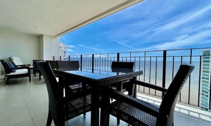 South Hotel Zone Condo | D-View & Relax Overlooking the Ocean