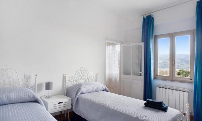 Bolano House | Da Chicca