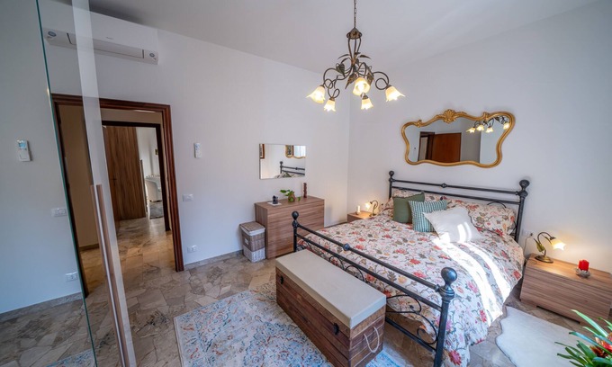 Isolotto Apartment | "Da Luigi Pio" Your cozy place just a short walk from the center of Florence.
