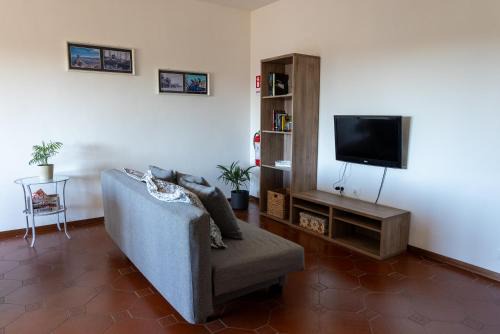 Ex Campo d'Aviazione Apartment | Da Nonna Gina, casa luminosa con aria condizionata