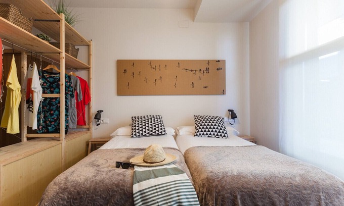 Zarautz Apartment | Dada 1 apartment by Egona
