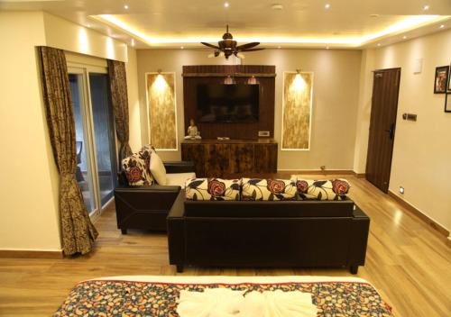 Srikakulam Hotel | Dakshin Suites