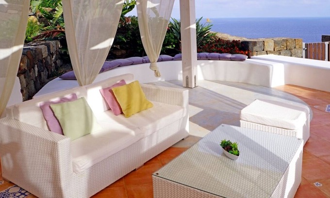 Martingana House | Dammuso On the Martingana Sea