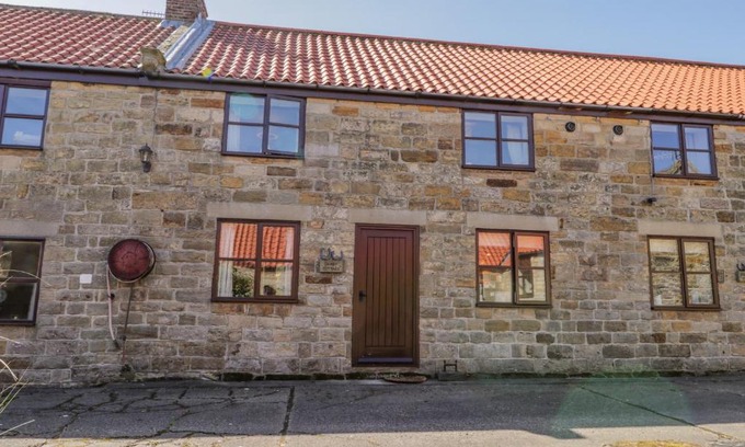 Ruswarp House | Danby Cottage