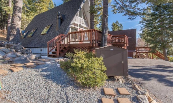 Talmont Cabin | Dancing Bear by AvantStay | In Talmont Access To Lake Tahoe Park Association