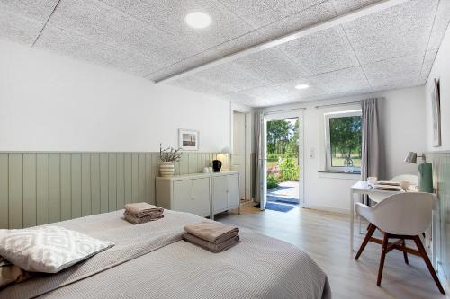 Læsø Bed & Breakfast | Danzigmand Bed and Breakfast