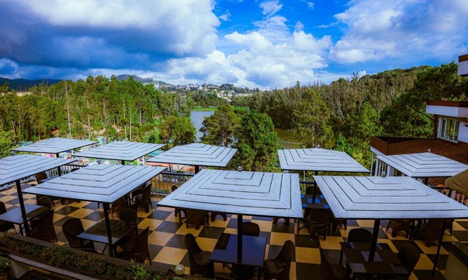 Kandal Hotel | Darshan Hotel