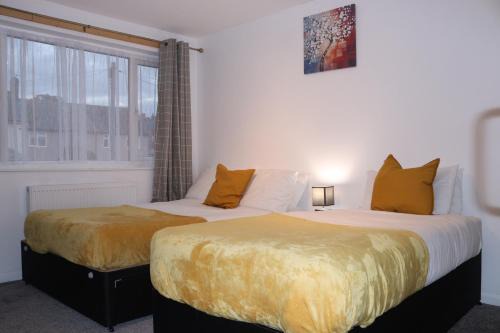 Dartford House | Dartford Kent House - Hosted by Castile Accommodations Ltd