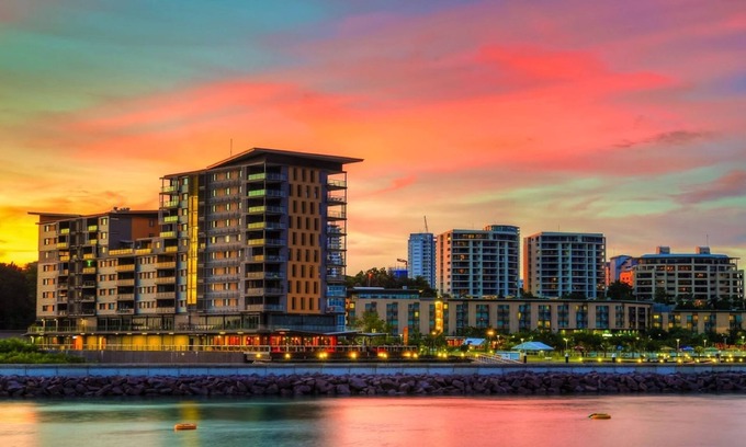 Darwin City Centre Apartment | Darwin Waterfront Luxury Suites