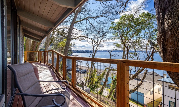 Tacoma House | Dash Point Retreat by the Beach with Amazing Water Views from Almost Every Room.