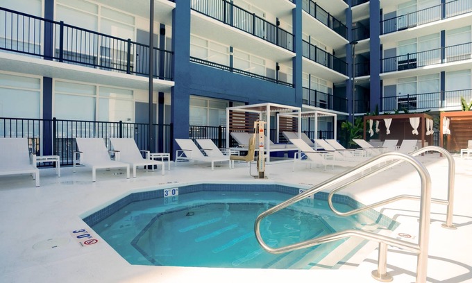 Southwest Orlando Hotel | DASKK Orlando Hotel near Universal Blvd, an Ascend Collection Hotel
