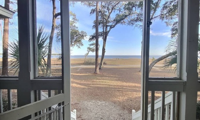 Melrose on the Beach House | Daufuskie Seaside Escape Cottage