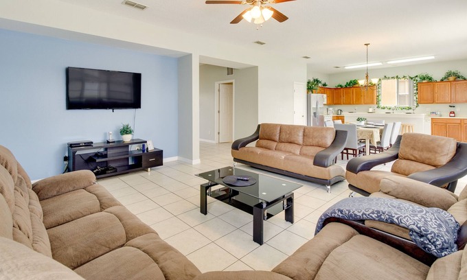 Legacy Park House | Davenport Home w/ Pool & Lanai ~ 10 Mi to Disney