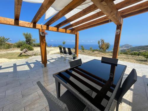 Cefalu House | David