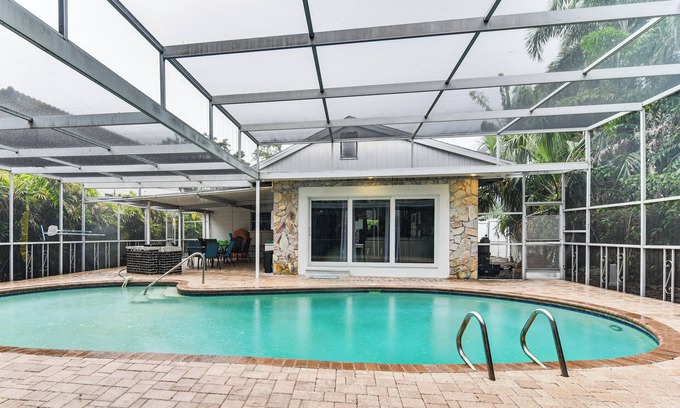 Davis Islands House | Davis Island Home w/Lanai: 3 Mi to Downtown Tampa