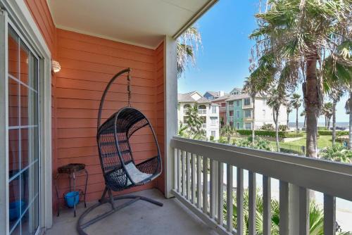 Galveston Apartment | Dawn 824-Sea n Swim