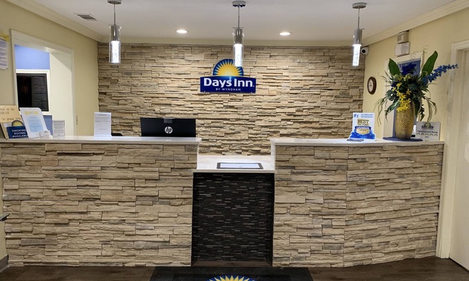 Seiglers Crossroads Hotel | Days Inn by Wyndham Aiken - Interstate Hwy 20
