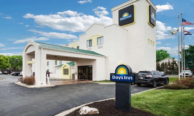 Blue Springs Hotel | Days Inn by Wyndham Blue Springs