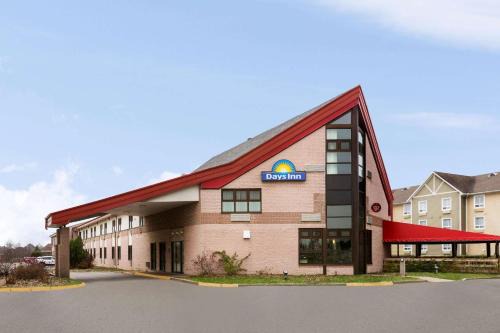 Mauricie Hotel | Days Inn by Wyndham Trois-Rivieres