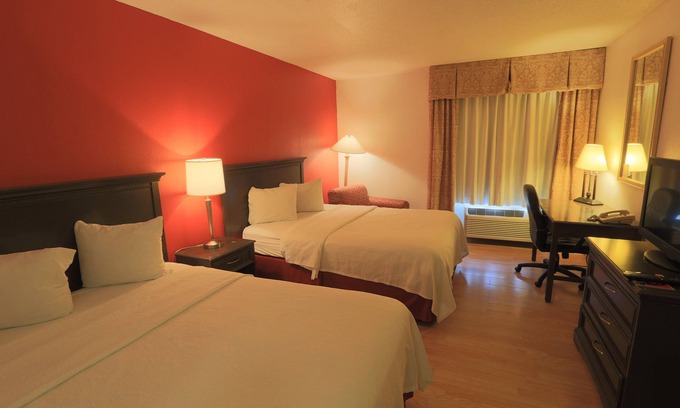 Calumet Park Hotel | Days Inn by Wyndham Calumet Park