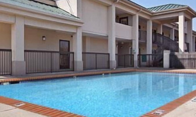 Covington Hotel | Days Inn by Wyndham Covington