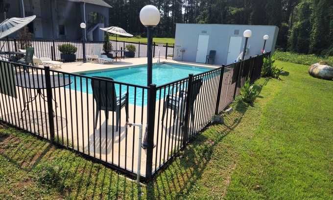 Hardeeville Hotel | Days Inn by Wyndham Hardeeville Near Hilton Head
