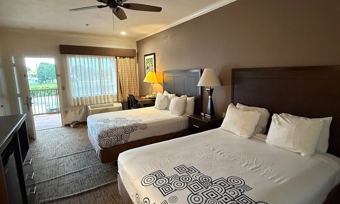 Navasota Hotel | Days Inn by Wyndham Navasota
