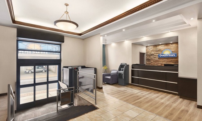 Chinatown Hotel | Days Inn by Wyndham Philadelphia Convention Center