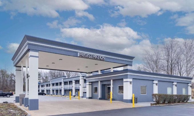Fredericksburg Hotel | Days Inn by Wyndham Fredericksburg North