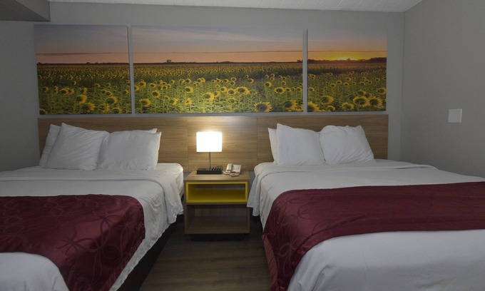 West Allis Hotel | Days Inn by Wyndham West Allis/Milwaukee