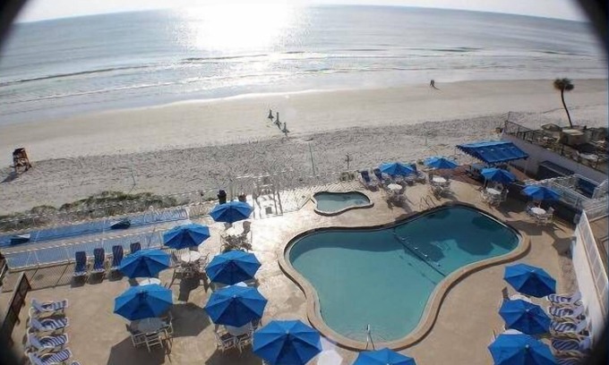 Daytona Beach Shores Apartment | Daytona Beach/Ocean Front Studio Condo for rent March 9-March 16