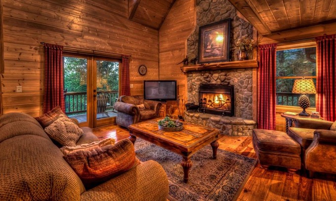 Morganton House | Daze Off