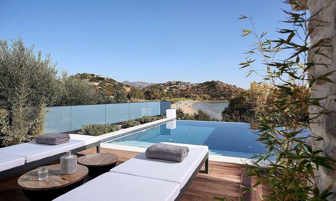 Almyros Villa | Dazzling Heraklion Villa | Villa Faramir | 5 Bedrooms | 2 Private Outdoor.