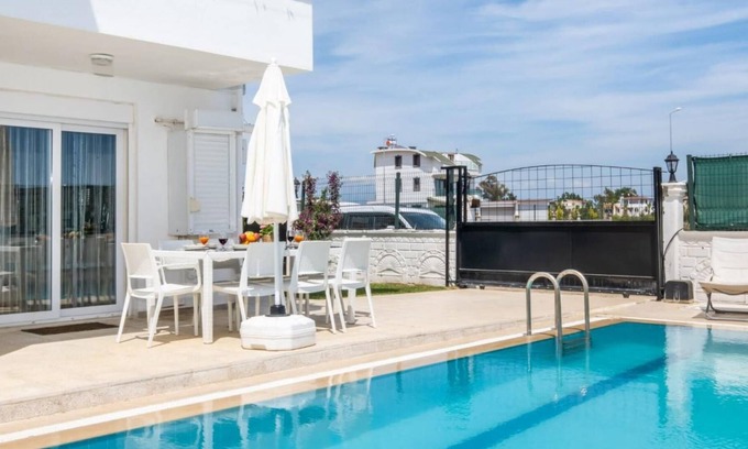 Kadriye Villa | Dazzling Villa with Private Pool in Antalya