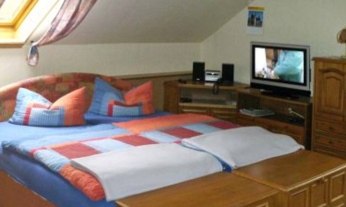 Altenberg Apartment | Apartment North Rhine-Westphalia in the attic for 2 people