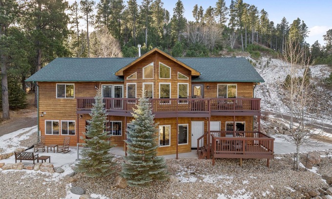 Deadwood House | Deadwood Nightlife, Black Hills Adventures, and a Fun-Filled Home!