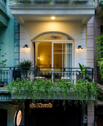 Ba Dinh Apartment | Dear Autumn
