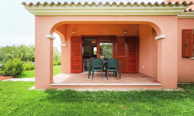 San Teodoro City Centre House | Debora's House with A/C & Wi-Fi