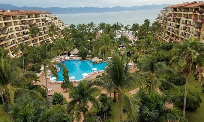 Marina Vallarta Condo | December 14th through the 20th now open Also available April 03rd to the 12th.