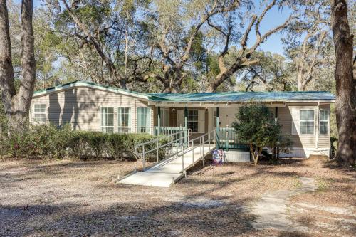 Boys Ranch House | Deck and Forest Views Peaceful McAlpin Escape