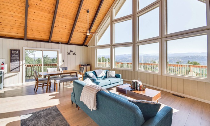 Yosemite Lakes Cabin | Deck + Views: Scenic Yosemite Lakes Retreat