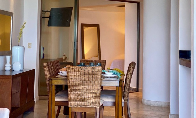 La Gloria Apartment | Deep Blue Luxury Apartments