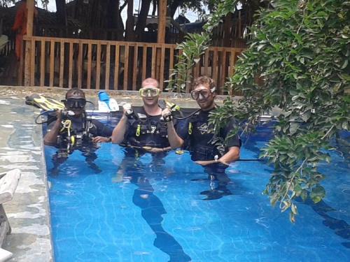 Manmunai North Hotel | DEEP SEA RESORT PADI DIVE CENTER
