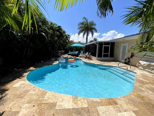 Deerfield Beach House | Deerfield Beach heated pool house