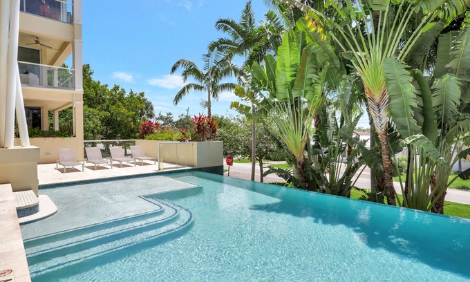 Deerfield Beach Condo | Deerfield Condo Suites by Opus